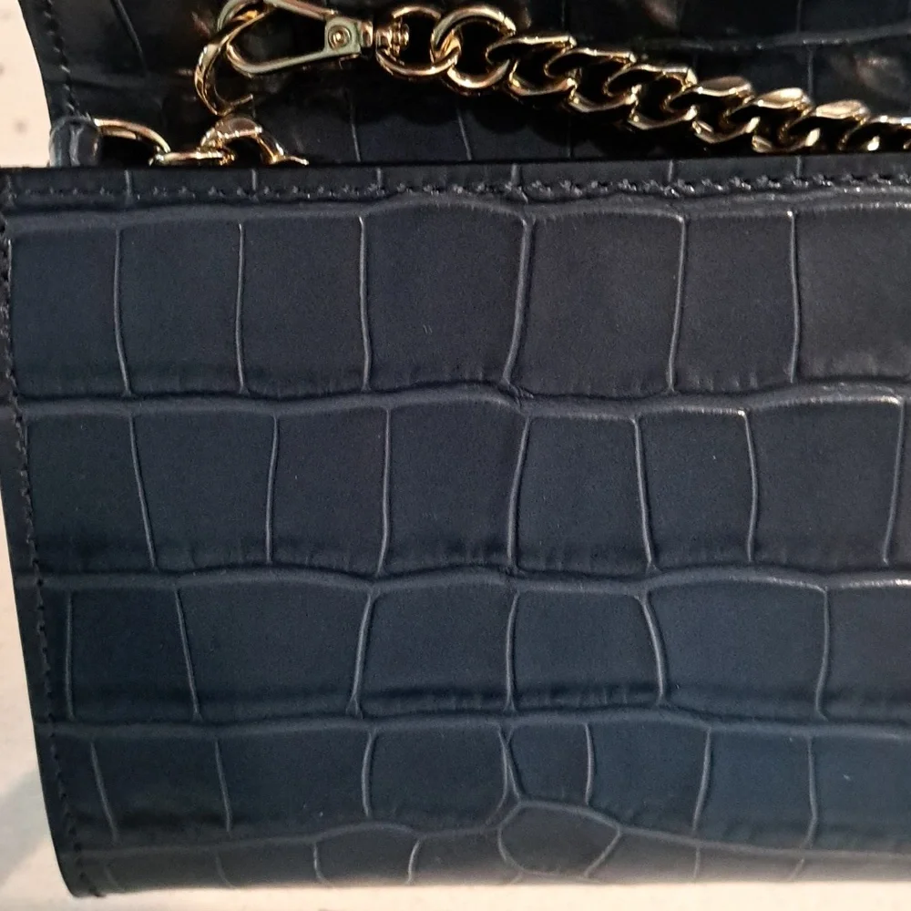 Bruno Magli bag - Picture 11 of 11